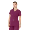 Blusa de trabalho pré-natal Henley Force Essentials para mulher