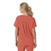 Blusa médica feminina Force Cross-Flex com decote em V oversized