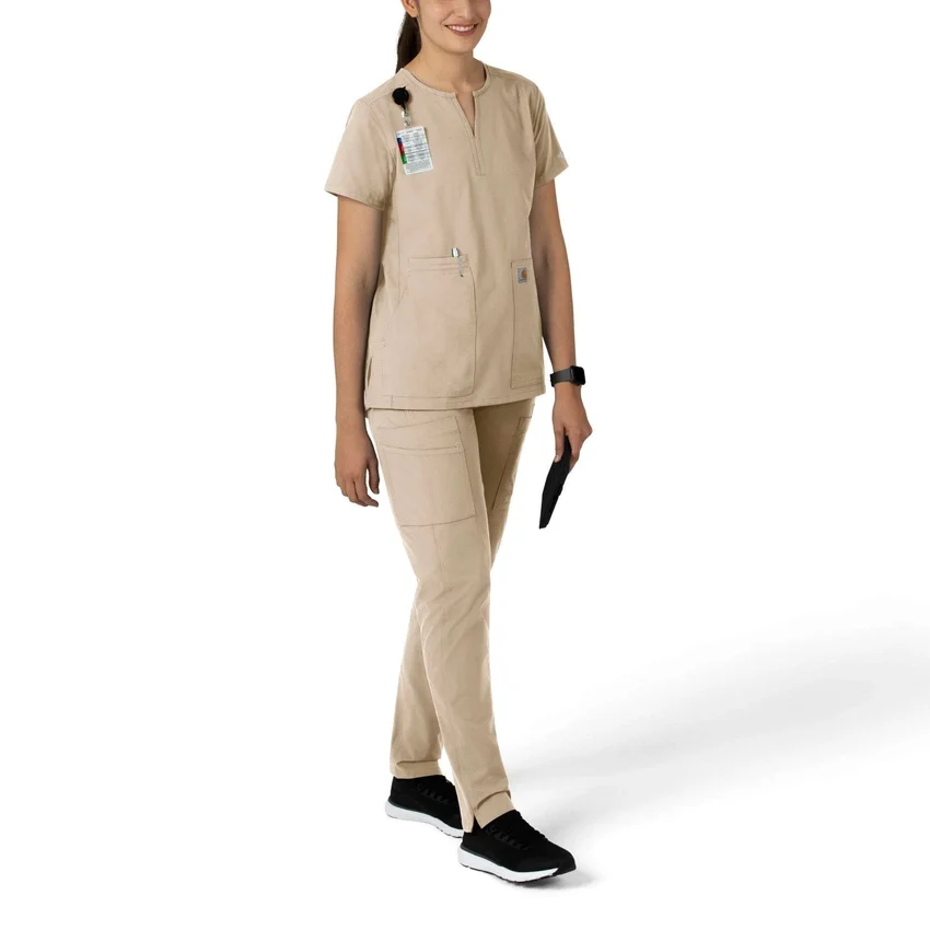 Blusa médica tipo túnica com decote em V da coleção Force Essentials para mulher