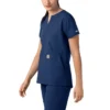 Blusa médica tipo túnica com decote em V da coleção Force Essentials para mulher