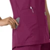 Blusa médica tipo túnica com decote em V da coleção Force Essentials para mulher