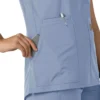 Blusa médica tipo túnica com decote em V da coleção Force Essentials para mulher