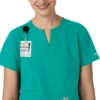Blusa médica tipo túnica com decote em V da coleção Force Essentials para mulher