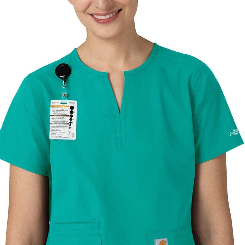 Blusa médica tipo túnica com decote em V da coleção Force Essentials para mulher