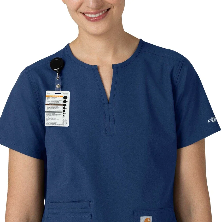 Blusa médica tipo túnica com decote em V da coleção Force Essentials para mulher