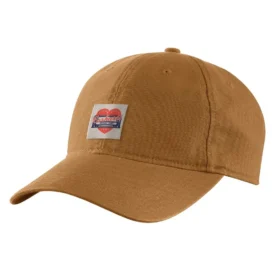 Boné de basebol em lona com emblema em forma de coração