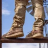 Bota impermeável com biqueira moc e salto em cunha de 6"
