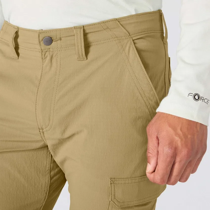 Calças cargo masculinas de corte afunilado e ajuste descontraído em tecido Ripstop