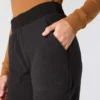 Calças de treino em velo Force de corte descontraído para mulher