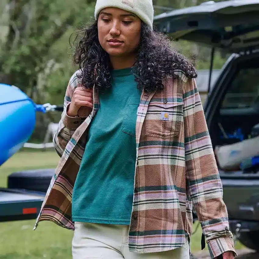 Camisa de flanela com manguitos longos e corte descontraído da série de fibras Tencel™ para mulher