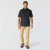 Camisa de manguitos curtos de corte descontraído Force Sun Defender™ em chambray para homem - Camisas com proteção solar