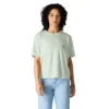 Camisas de gola redonda, corte largo e leve, com bolso, em Tencel