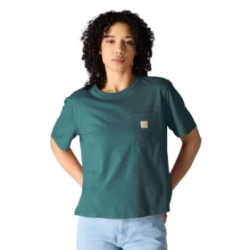 Camisas de gola redonda, corte largo e leve, com bolso, em Tencel