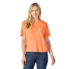 Camisas de gola redonda, corte largo e leve, com bolso, em Tencel