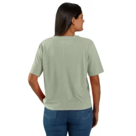 Camisas de gola redonda, corte largo e leve, com bolso, em Tencel