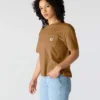Camisas de gola redonda, corte largo e leve, com bolso, em Tencel