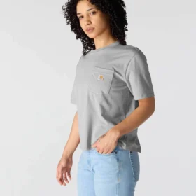 Camisas de gola redonda, corte largo e leve, com bolso, em Tencel