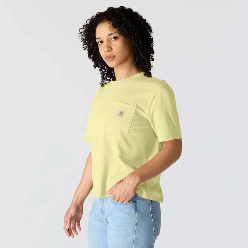 Camisas de gola redonda, corte largo e leve, com bolso, em Tencel