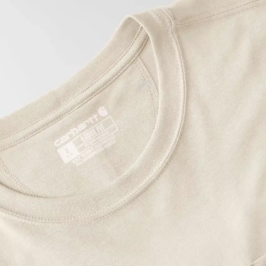 Camisas de gola redonda, corte largo e leve, com bolso, em Tencel