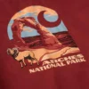 Camisas de manguitos largos e tecido pesado com grafismo do Parque Nacional Arches