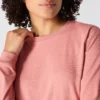 Camisas femininas Dearborn de corte largo, com manguitos compridos e peso pesado, com logótipo