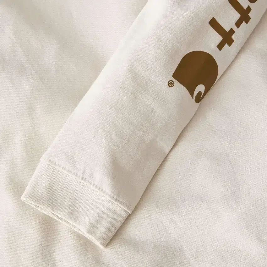 Camisas femininas Dearborn de corte largo, com manguitos compridos e peso pesado, com logótipo