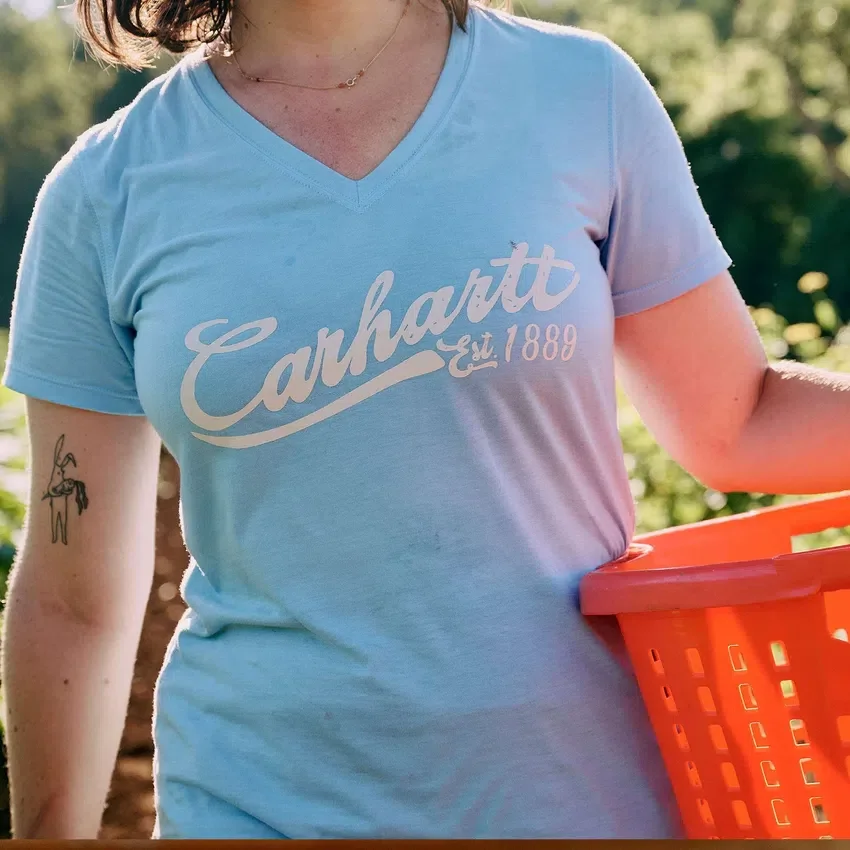Camisas femininas leves com decote em V e estampadas em Tencel