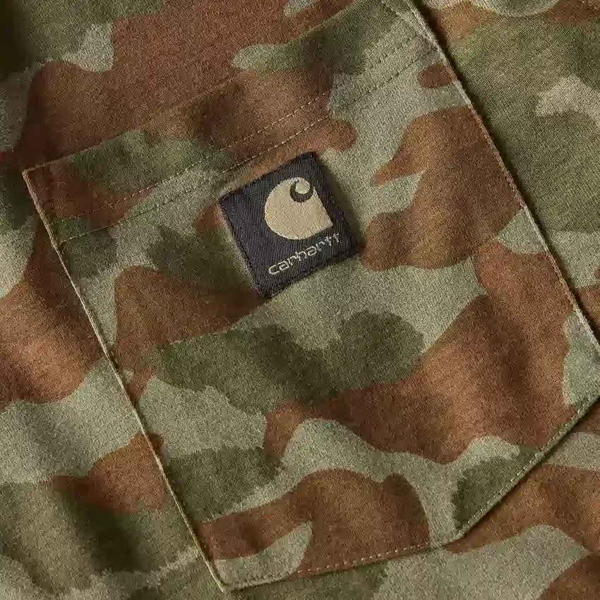 Camisas masculinas Irvine de corte descontraído com padrão camuflado