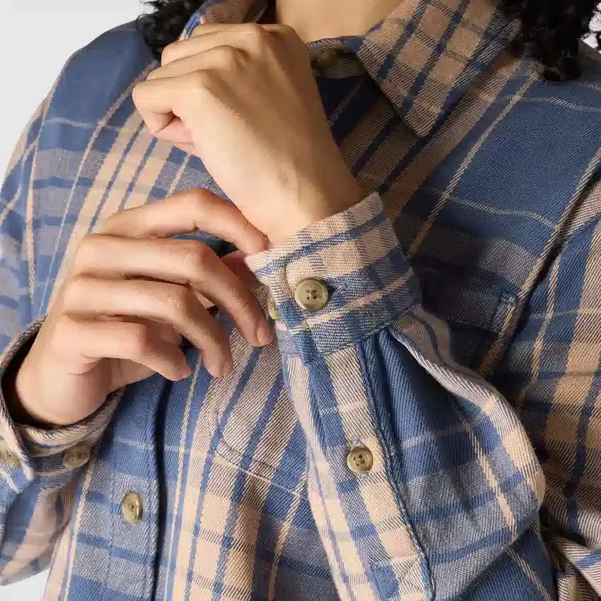 Camisas xadrez em sarja de corte largo da série Tencel™ para mulher