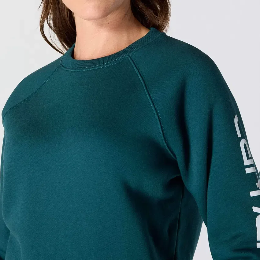 Camisola feminina de gola redonda com estampado, corte descontraído e peso médio
