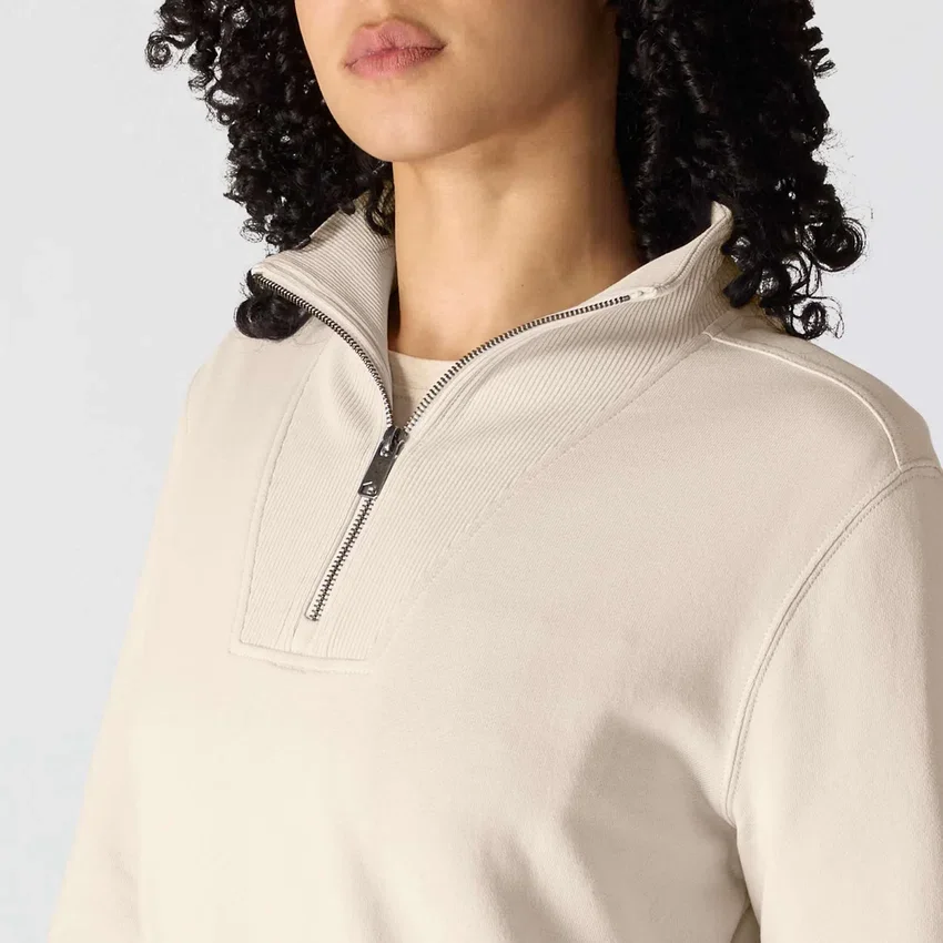 Camisola feminina leve em Tencel com meio fecho