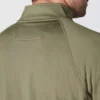 Camisola masculina Force com meio fecho, forrada a velo e com tecnologia de absorção de humidade