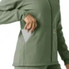 Casaco com capuz de malha polar laminada para mulher
