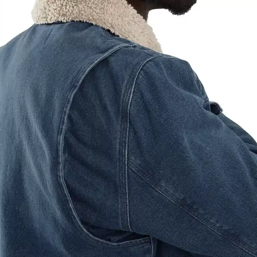 Casaco de ganga com forro Sherpa e corte descontraído para homem
