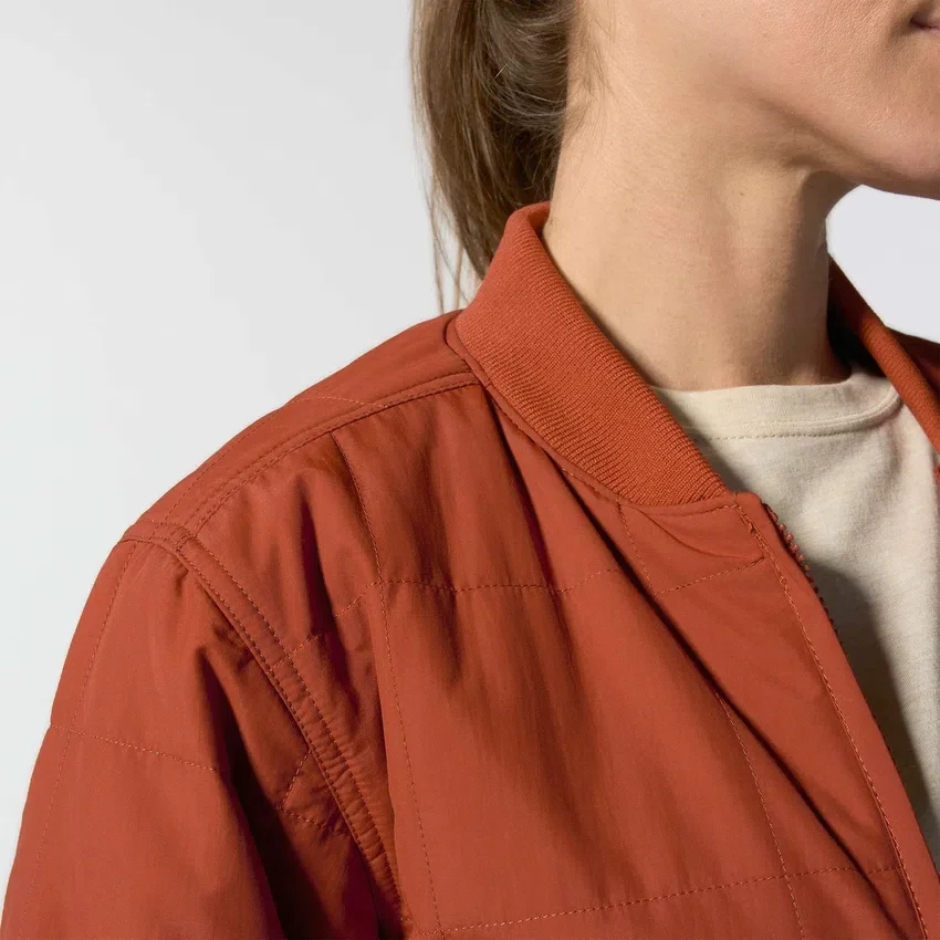 Casaco feminino Rockford leve, com forro de sherpa, isolante e resistente à água - Casaco Rain Defender