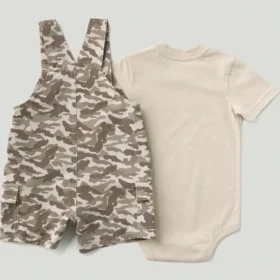 Conjunto de 2 peças para meninos: body com manguitos curtos e calções com bolsos cargo camuflados (bebé)