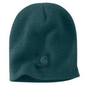 Gorro com emblema em malha