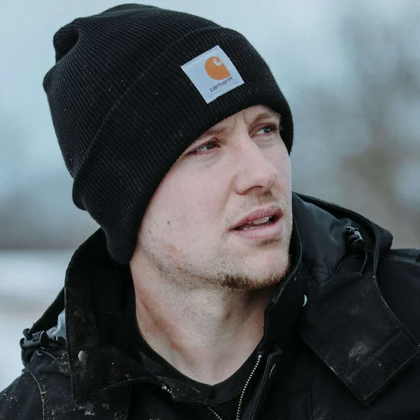 Gorro de malha A18 com aba