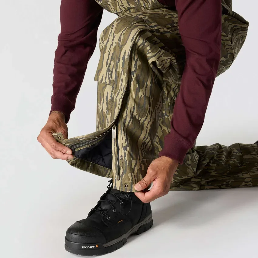 Macacão com peitoral em tecido Rugged Flex® Duck, com isolamento térmico e padrão camuflado - Classificação de calor n.º 3