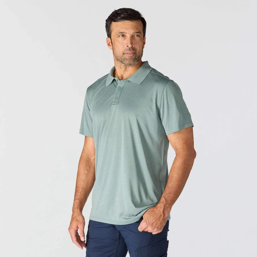 Polo masculino Force Sun Defender™ de corte descontraído com logótipo - Camisas com proteção solar