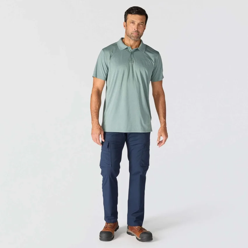 Polo masculino Force Sun Defender™ de corte descontraído com logótipo - Camisas com proteção solar