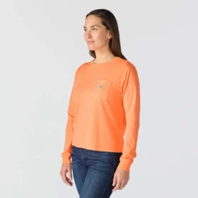 T-shirt feminina de manguitos longos com gola redonda e bolso, em Tencel