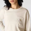 T-shirt feminina de manguitos longos com gola redonda e bolso, em Tencel