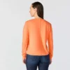 T-shirt feminina de manguitos longos com gola redonda e bolso, em Tencel