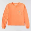 T-shirt feminina de manguitos longos com gola redonda e bolso, em Tencel