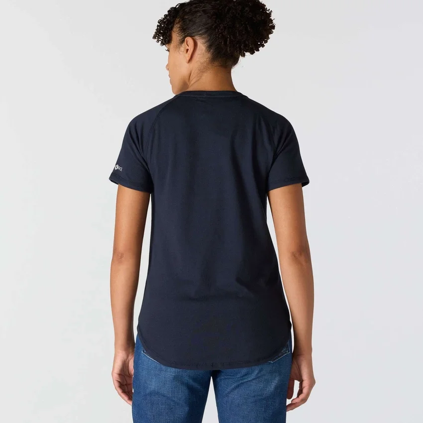 T-shirt feminina Force de corte descontraído, com bolso e tecnologia de absorção de humidade