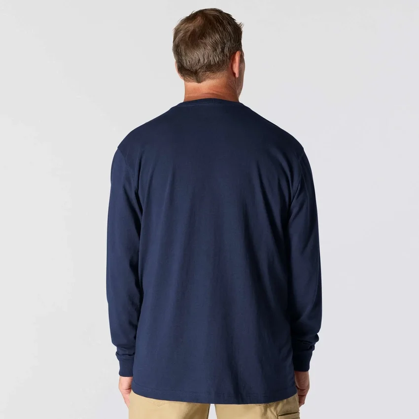 T-shirt masculina Dearborn de corte largo, tecido pesado, manguitos largos e bolso