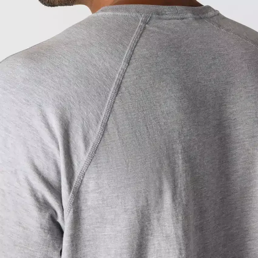 T-shirt masculina Force de corte descontraído, com absorção de humidade e bolsos
